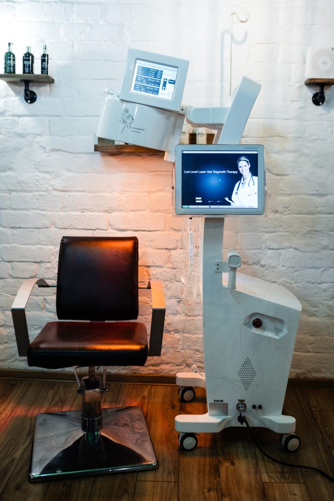 Terapie cu laser Hairmonie pentru  a trata alopecia androgenică